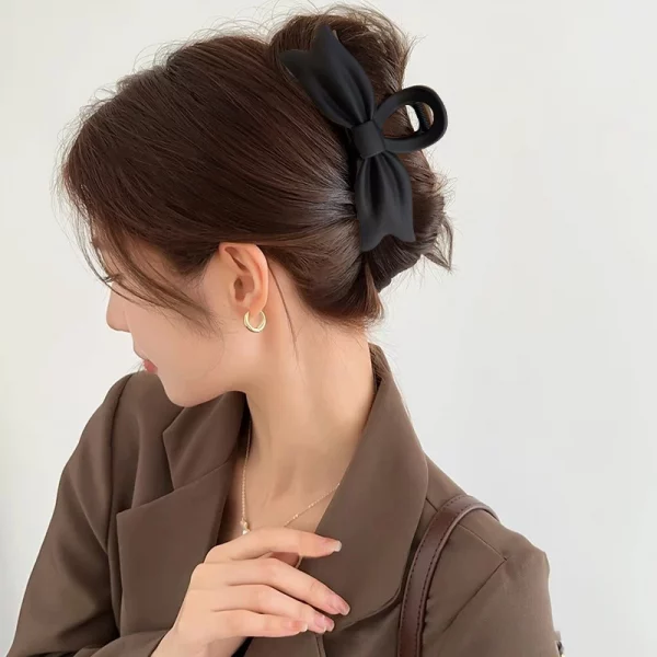 Horquilla de pelo para mujer.  Hair claw clip for women. - Image 3